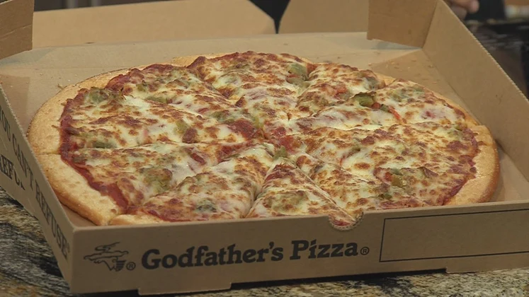 Discover Godfather’s Pizza Crust Options: A Guide for San Antonio Families