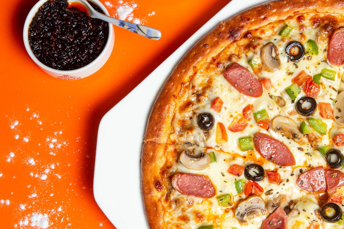 Build Your Own vs Specialty Pizza — Which Saves Money